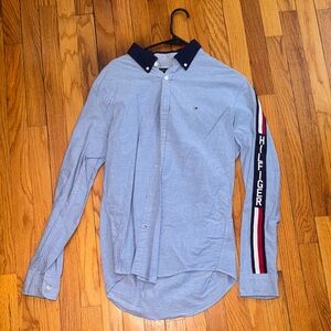 Tommy Hilfiger Blue Shirt with Navy Accents